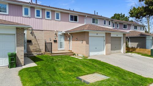25-250 Orton Pk Road, Scarborough, ON, M1G3T6 | Card Image