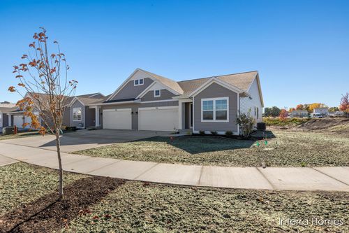 1-996 Comstock Park Dr Nw, Comstock Park, MI, 49321 | Card Image