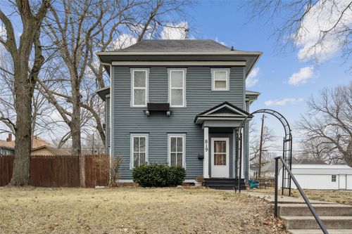 819 High Ave E, Oskaloosa, IA, 52577-2918 | Card Image