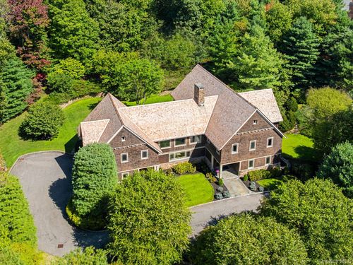 2 Hollow Ridge Rd, Armonk, NY, 10504-1133 | Card Image