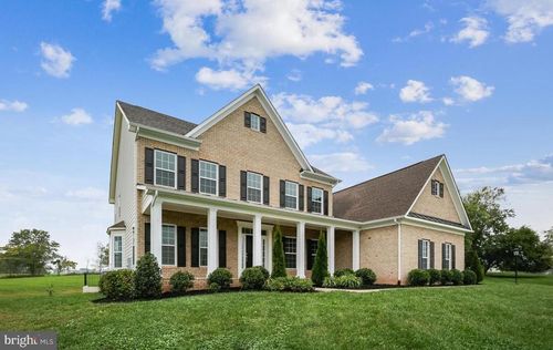 14673 Falconaire Pl, LEESBURG, VA, 20176-5747 | Card Image