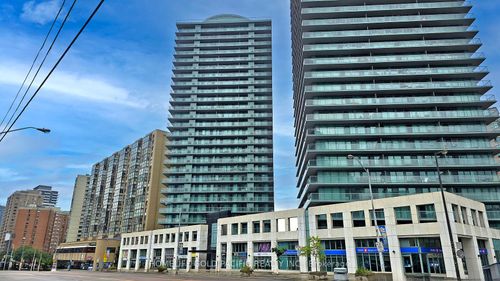 1907-5500 Yonge St, North York, ON, M2N7L1 | Card Image