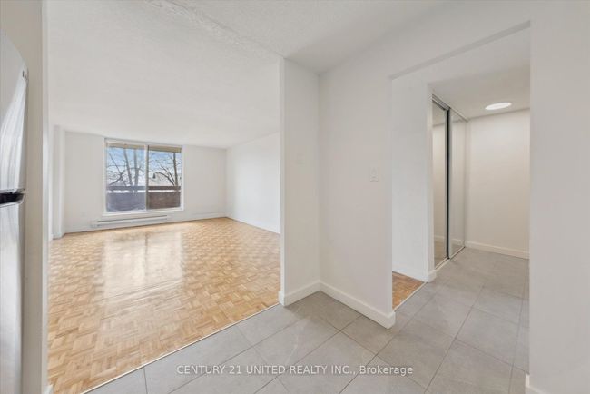 303 - 1155 Goodfellow Rd, Home with 2 bedrooms, 1 bathrooms and 1 parking in Peterborough ON | Image 16