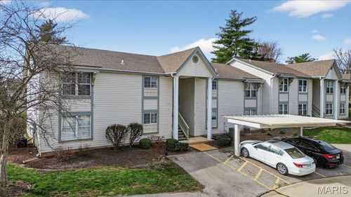 5-761 Sugar Glen Dr, Saint Peters, MO, 63376-7465 | Card Image