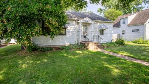 2149 12th St, Eau Claire, WI, 54703-2713 | Card Image