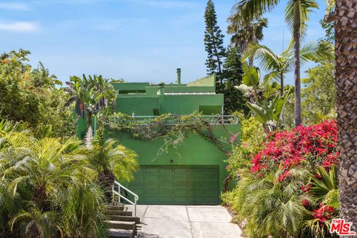 8101 Sinaloa Road, Playa del Rey, CA, 90293 | Card Image