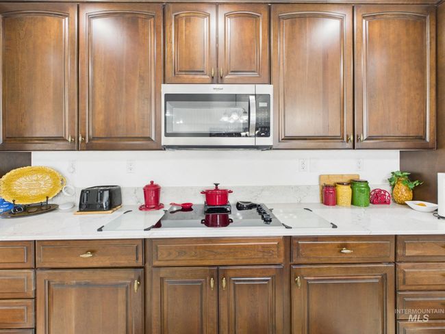 11 N 3 Rd West St, Townhouse with 2 bedrooms, 2 bathrooms and 2 parking in Paul ID | Image 11