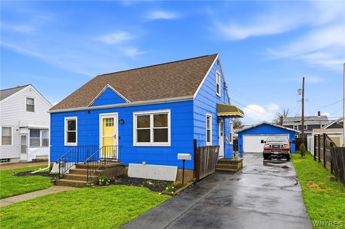 9 Clarence Harder Dr, Tonawanda, NY, 14150-5308 | Card Image