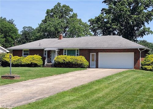 781 Leeman Dr, New Franklin, OH, 44319-4733 | Card Image