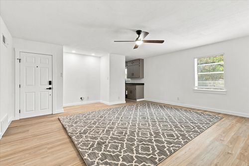 b-1900 Sutter St, Fort Worth, TX, 76107-4400 | Card Image