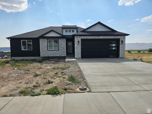1569 N 300 E, Nephi, UT, 84648-5627 | Card Image