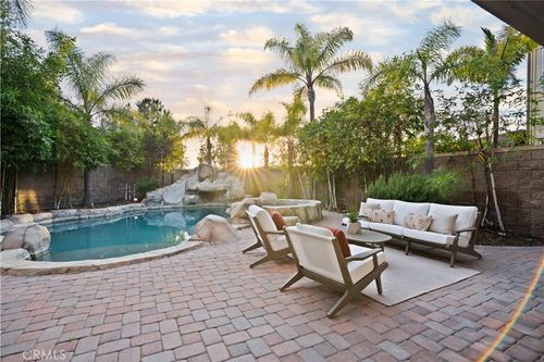 403 Hudson Dr, Tustin, CA, 92782-1711 | Card Image