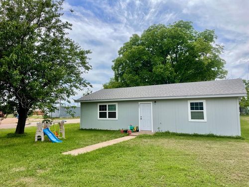 201 N Franklin St, Bronte, TX, 76933 | Card Image