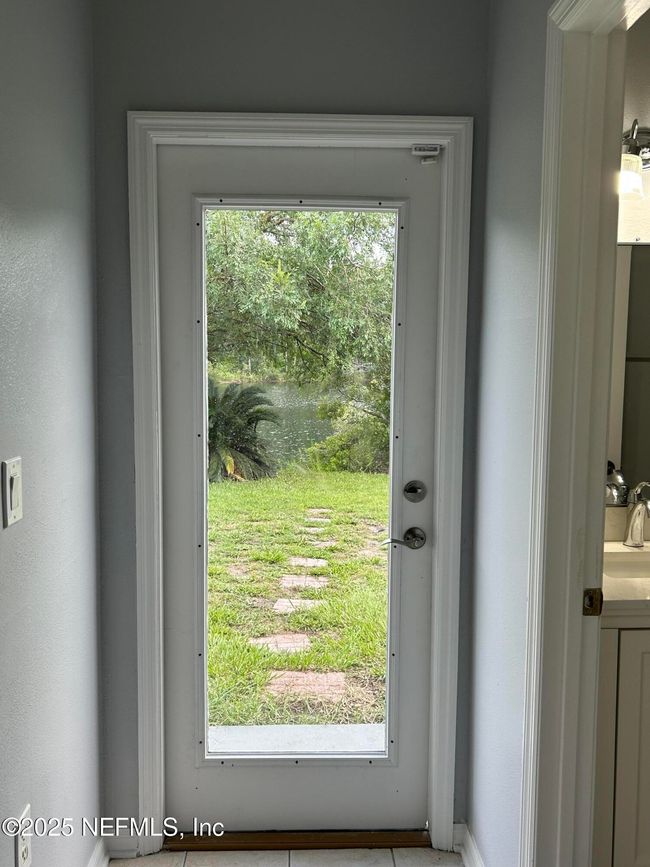 10258 Meadow Pointe Dr, House other with 4 bedrooms, 3 bathrooms and null parking in JACKSONVILLE FL | Image 11