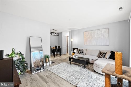 93100-93 Fern Oak Cir, STAFFORD, VA, 22554-8460 | Card Image