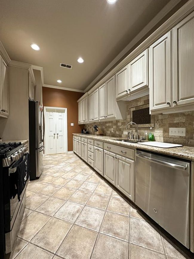 253 County Road 3527, House other with 3 bedrooms, 2 bathrooms and null parking in Bullard TX | Image 49