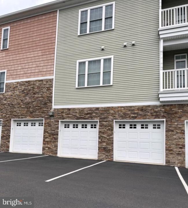 APT-17 - 756 Street Rd, Condo with 2 bedrooms, 2 bathrooms and null parking in Southampton PA | Image 31