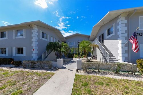 201-8101 Country Rd, FORT MYERS, FL, 33919-7124 | Card Image