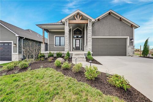 15447 W 161st St, Olathe, KS, 66062 | Card Image