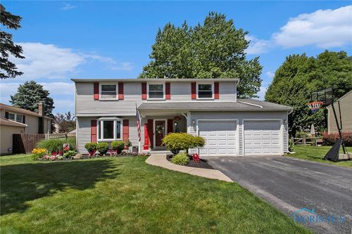 2204 Longport Dr, Maumee, OH, 43537-1147 | Card Image