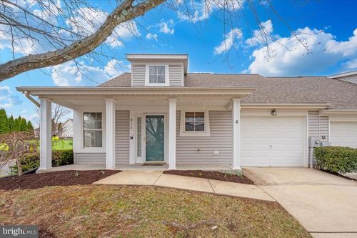 812 Parade Ln, MOUNT AIRY, MD, 21771-5012 | Card Image