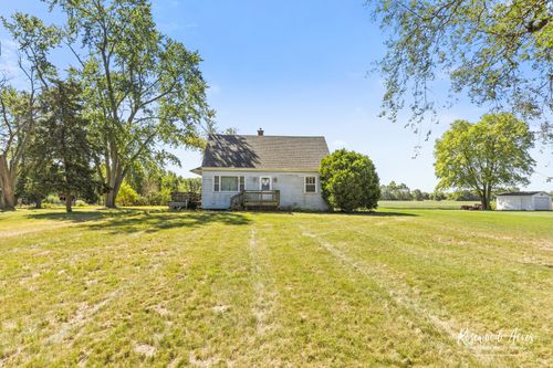 5690 W State Route 17, Kankakee, IL, 60901-7983 | Card Image