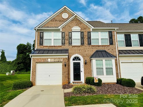 450 Battery Cir, Lake Wylie, SC, 29710-9257 | Card Image