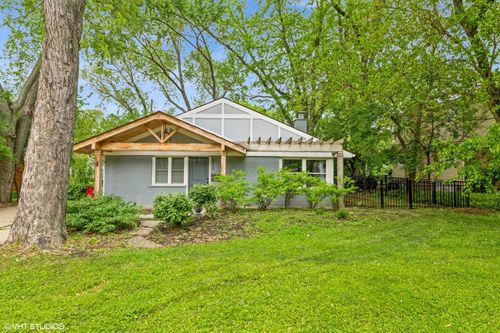 1715 Chesterfield Ave, Glen Ellyn, IL, 60137-4925 | Card Image