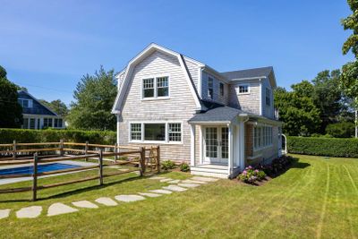 36 Tashmoo Avenue, House other with 4 bedrooms, 3 bathrooms and null parking in Vineyard Haven MA | Image 1