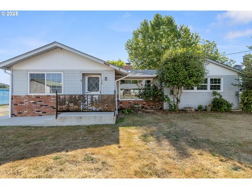 119 Terrace Ln, Sutherlin, OR, 97479-9608 | Card Image