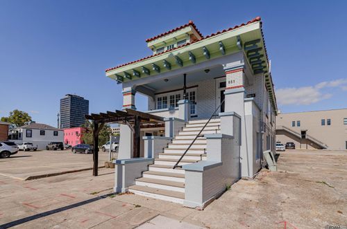 651 Laurel St, Baton Rouge, LA, 70802-5632 | Card Image