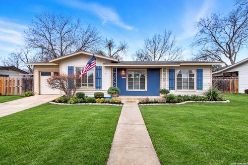 119 Ewing, San Antonio, TX, 78201 | Card Image