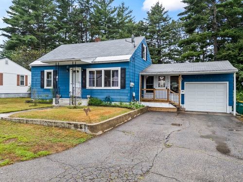 6 Russell St, Rochester, NH, 03867-1232 | Card Image