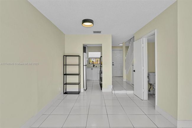 4107 Ne 21 St Ter, Townhouse with 1 bedrooms, 2 bathrooms and null parking in Lighthouse Point FL | Image 12
