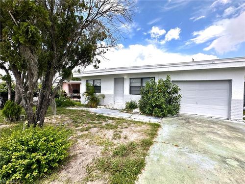 f-2117 Mitchell Ct, FORT MYERS, FL, 33916-4627 | Card Image
