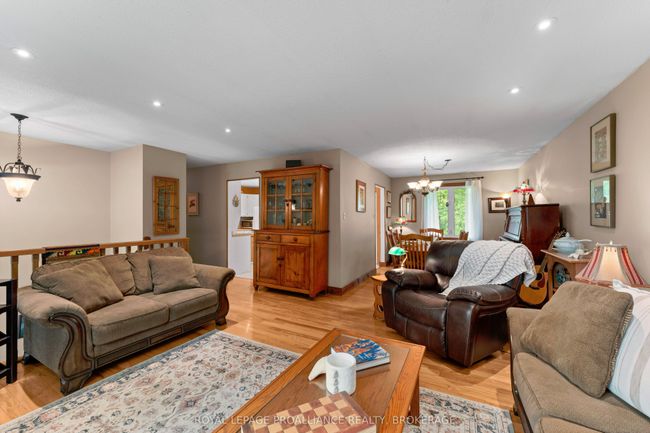 935 Haig Rd, House other with 4 bedrooms, 2 bathrooms and 4 parking in Lansdowne ON | Image 10
