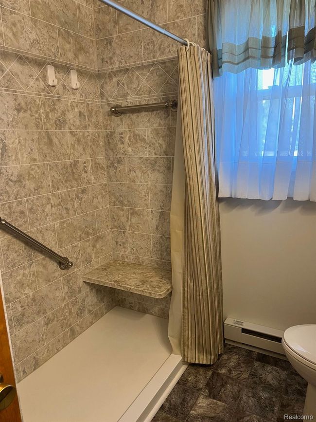 85 S Pinnebog Rd, House other with 2 bedrooms, 2 bathrooms and null parking in Bad Axe MI | Image 23