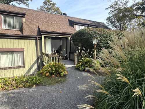 d-86 Heritage Vlg, Southbury, CT, 06488 | Card Image