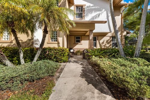 1-950 Marina Del Ray Ln, West Palm Beach, FL, 33401-8457 | Card Image
