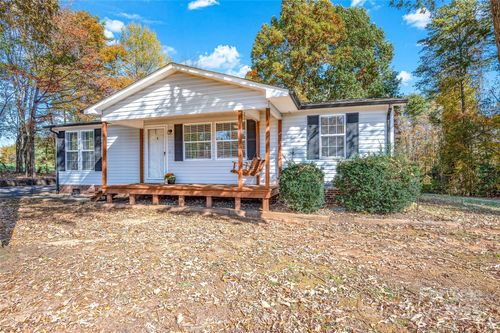 9300 Sherrills Ford Rd, Terrell, NC, 28682-8717 | Card Image