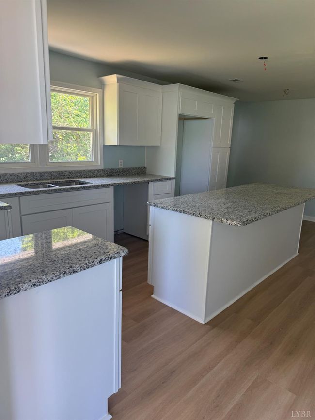 515 South St, House other with 4 bedrooms, 3 bathrooms and null parking in Bedford VA | Image 32