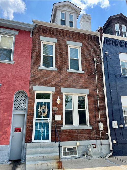 3813 Foster St, Pittsburgh, PA, 15201-3230 | Card Image