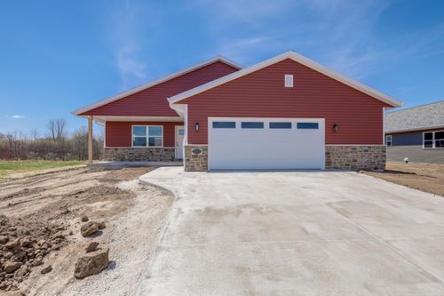 2210 S 19th St, Manitowoc, WI, 54220 | Card Image