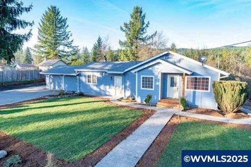 483 Se Hazel St, Mill City, OR, 97360 | Card Image
