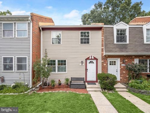 1649 Forest Hill Ct, CROFTON, MD, 21114-1827 | Card Image