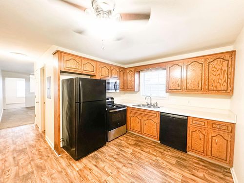 apt-f-120 Ballygar St, Clarksville, TN, 37043-2804 | Card Image
