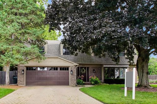 808 Dawes St, Libertyville, IL, 60048-3110 | Card Image