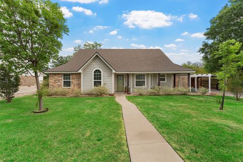 8224 Forest Ridge Dr, Woodway, TX, 76712-2406 | Card Image
