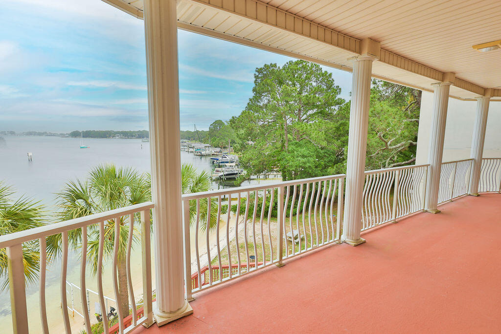 Residential in Fort Walton Beach 5