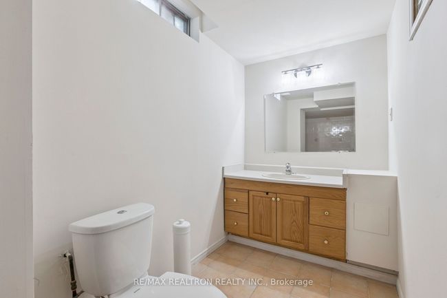 6 Gardiner Dr, House other with 6 bedrooms, 4 bathrooms and 2 parking in Ajax ON | Image 38